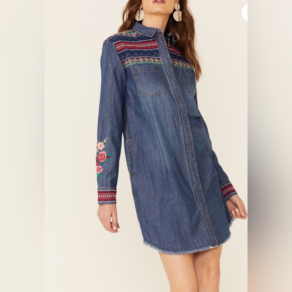 NWT-STETSON Embroidered Denim Shirt Dress | Size: M | Color: Blue - Picture 4 of 15